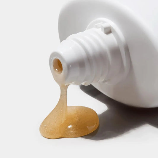 iS CLINICAL Warming Honey Cleanser 120g