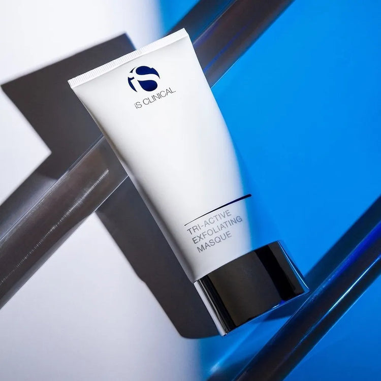 iS CLINICAL Tri-Active Exfoliating Masque 120g