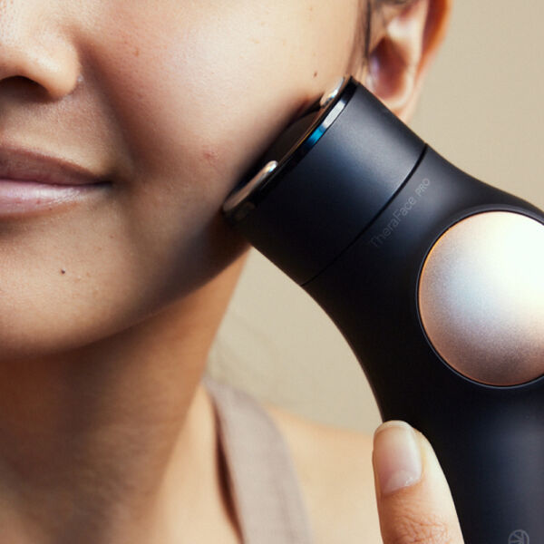 Therabody TheraFace Hot and Cold Rings Black