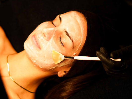 iS CLINICAL Foaming Enzyme Facial