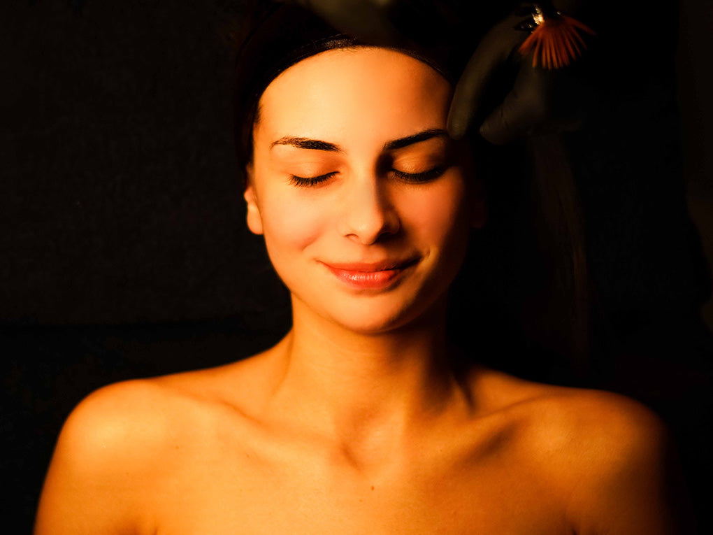 iS CLINICAL Harmony Facial